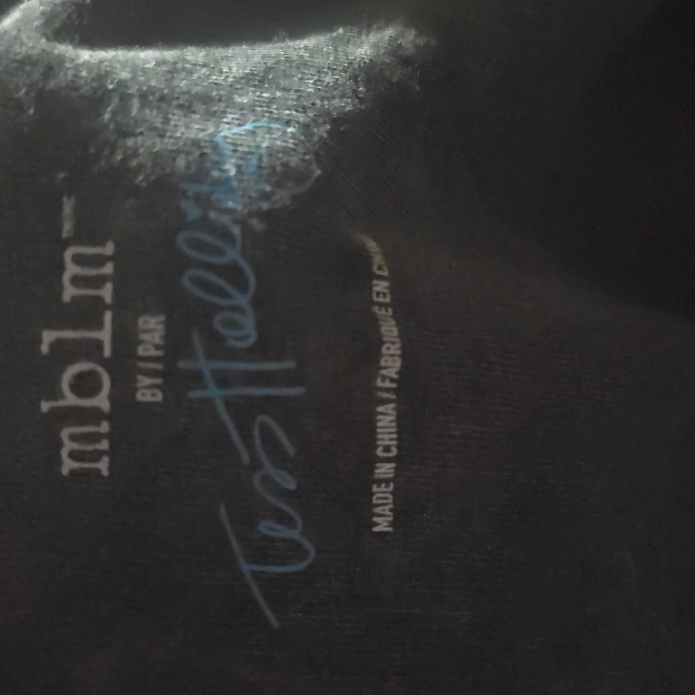 2 piece t shirt with under shirt - Picture 4 of 5